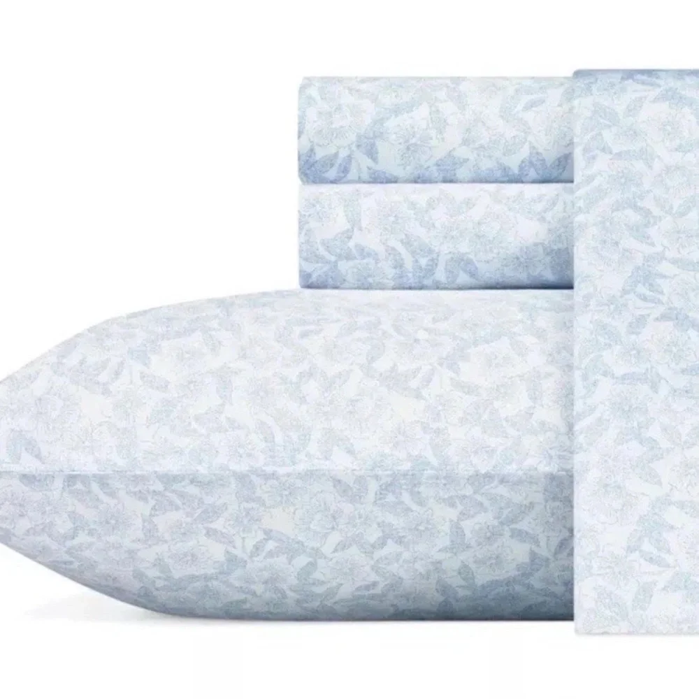 Laura Ashley ~ Queen ~ Blue Floral ~ 300 Thread Count~ 100% Cotton 4pc Cotton
